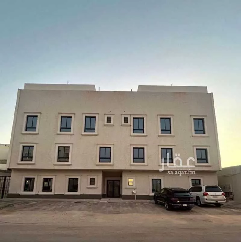 4 bedroom apartment in Dhahrat Namar