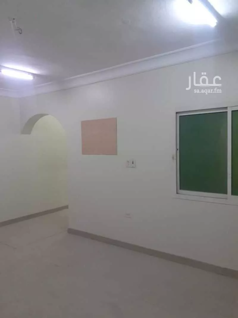 عمارة 325 م² في الثقبة 3