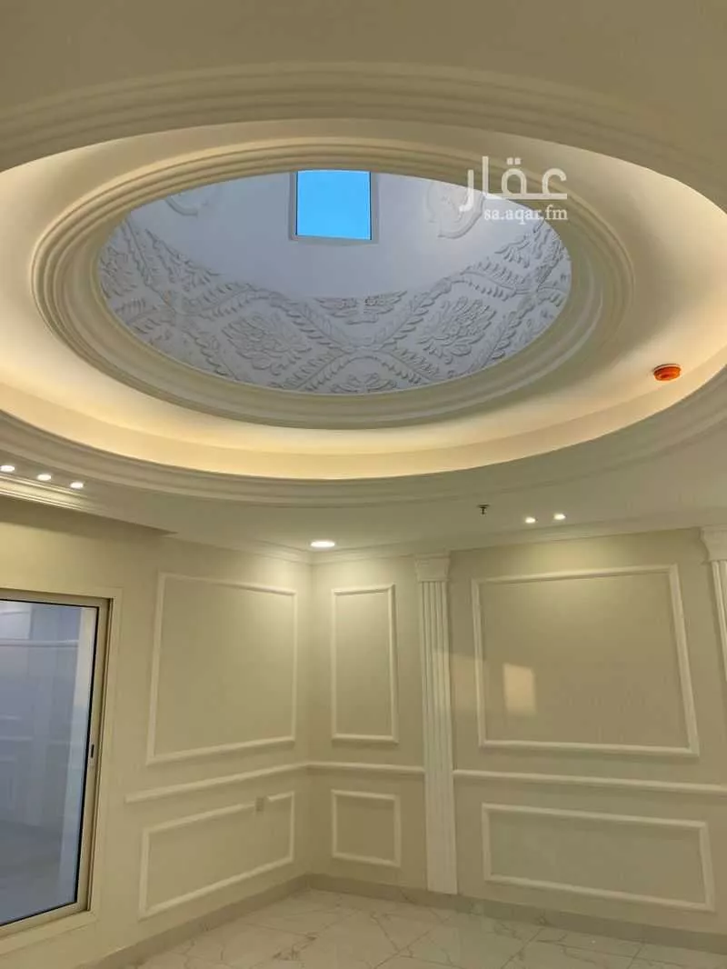 شقة 5 غرف في الحمرا 1