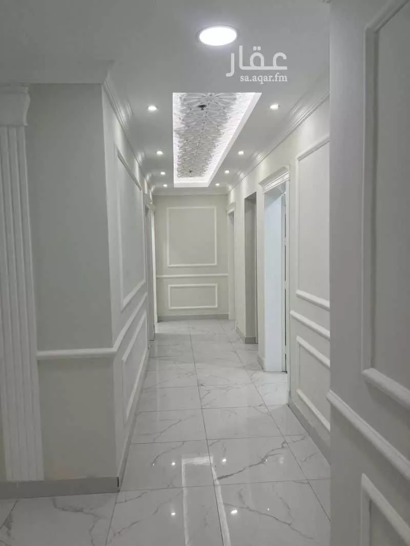 شقة 5 غرف في الحمرا 2