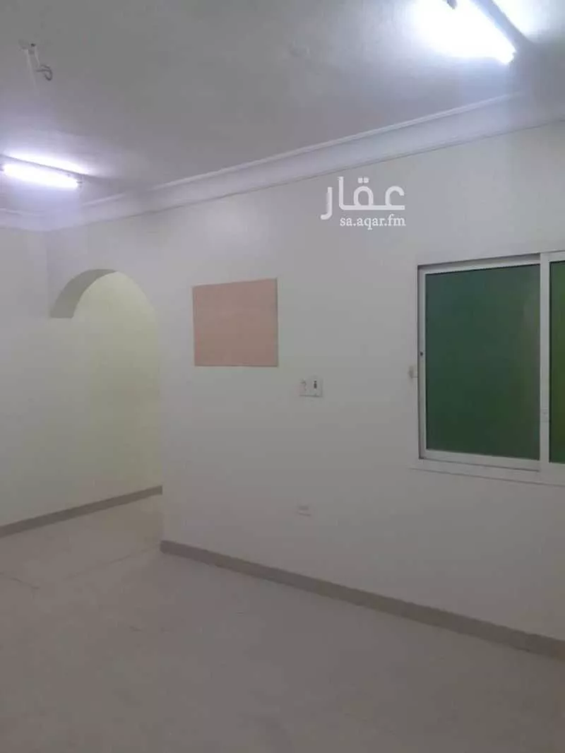 عمارة 325 م² في الثقبة 3