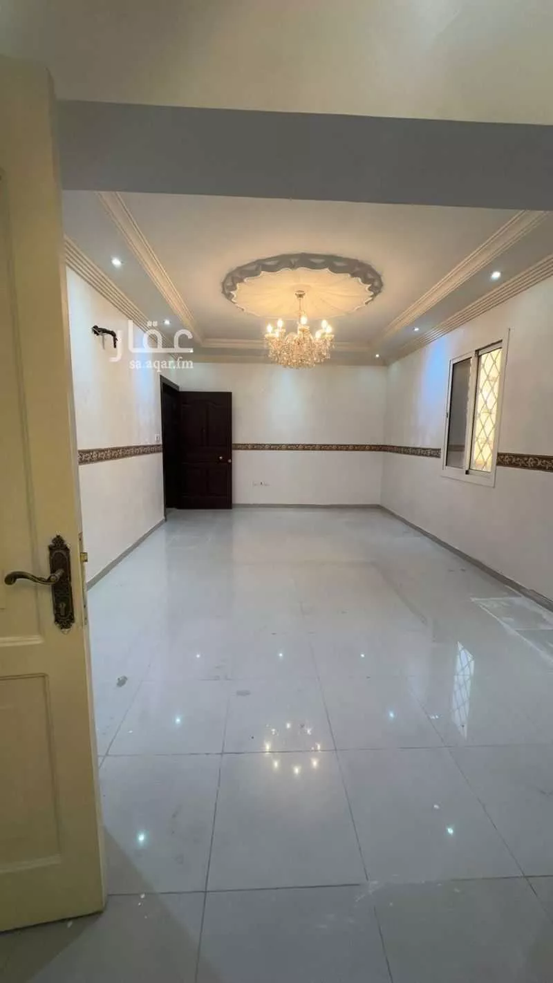5 bedroom apartment in Al Marwa 1