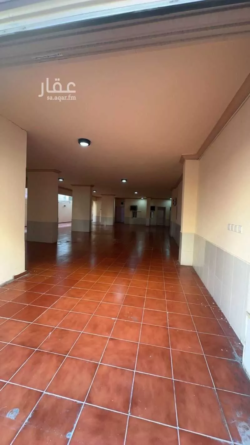5 bedroom apartment in Al Marwa 4