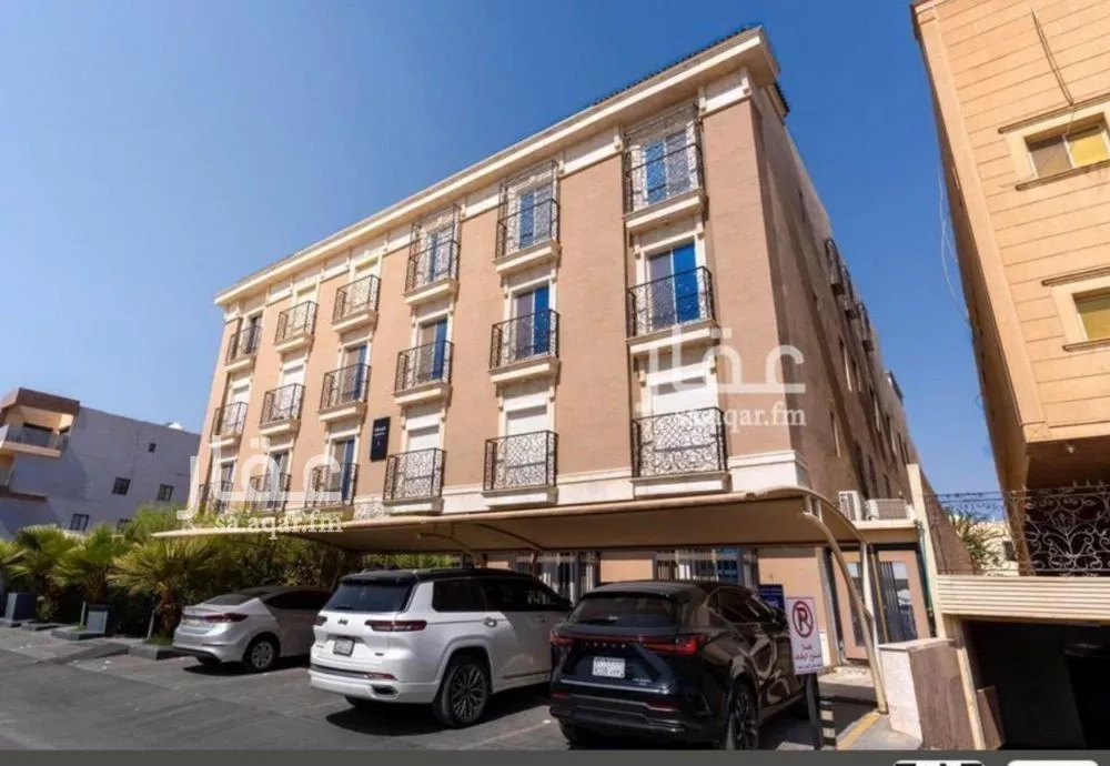 4 bedroom apartment in Qurtubah, Riyadh 7