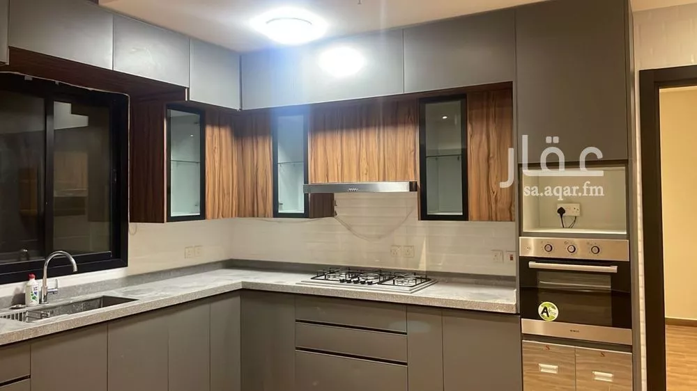 3 bedroom apartment in King Faisal 1