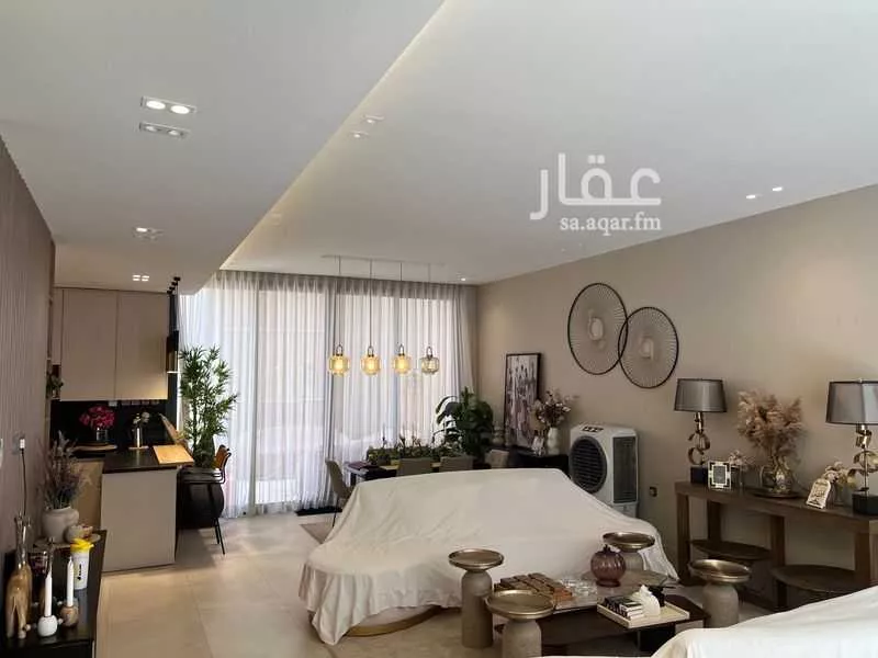 فيلا 6 غرف في العارض 1