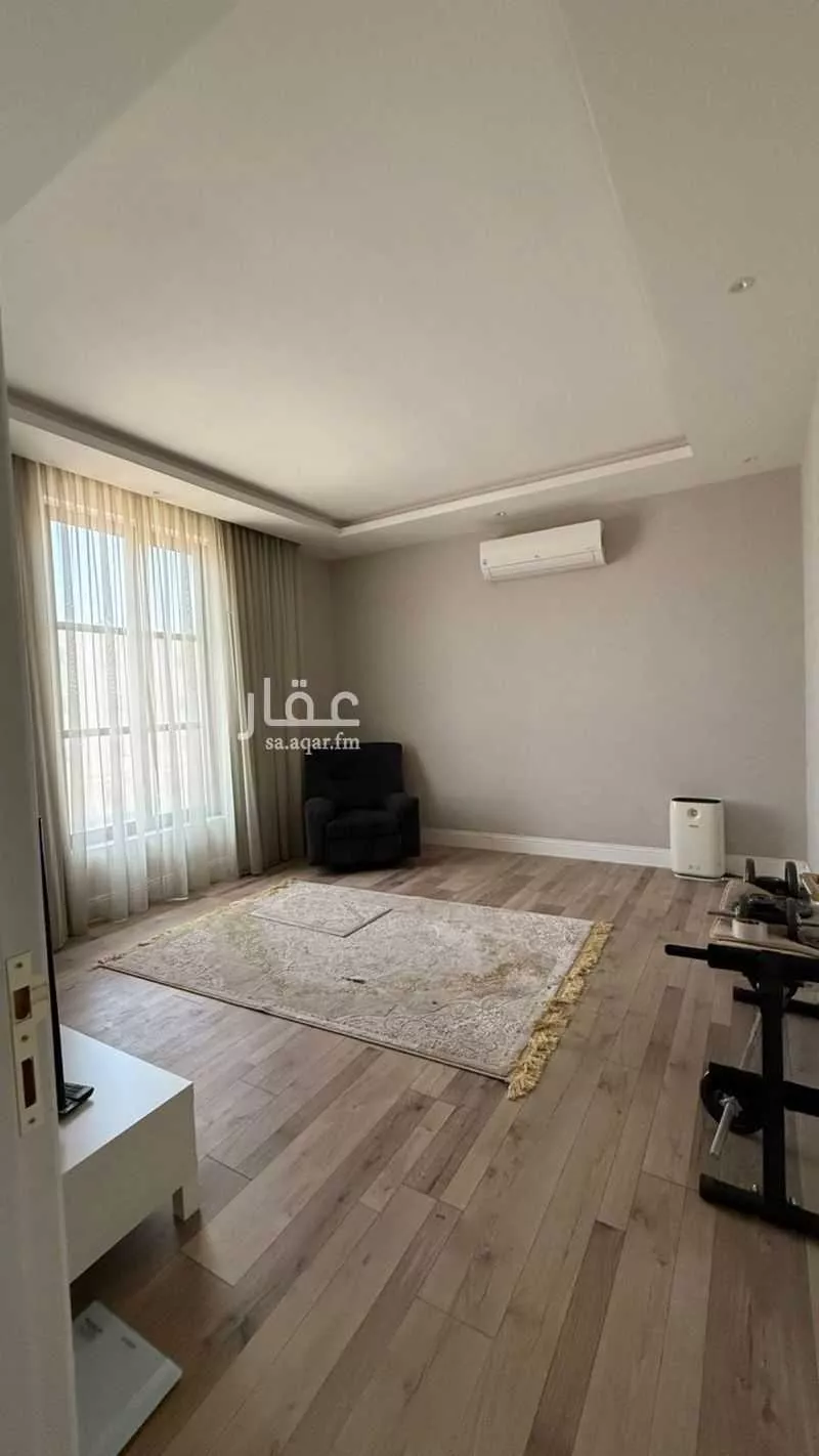 4 bedroom apartment in Al Malqa 4