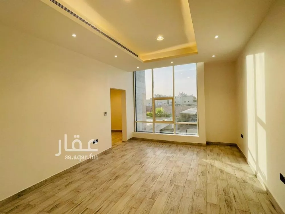 4 bedroom villa in Al Aridh 4