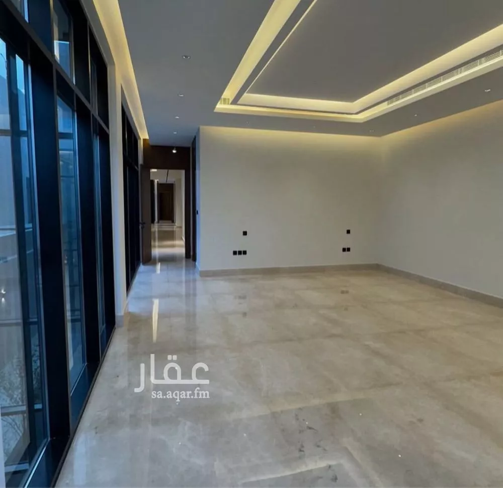 فيلا 6 غرف في الملقا 5