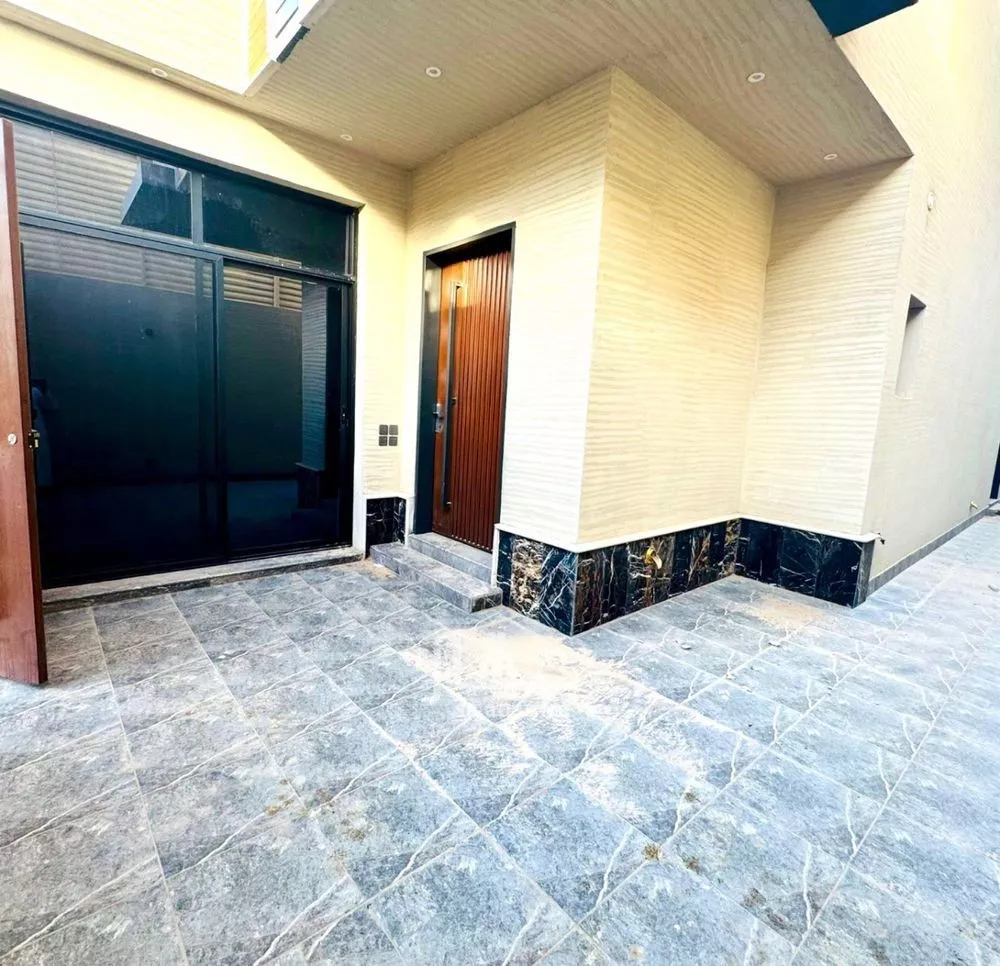 3 bedroom villa in Al Munsiyah, Riyadh 14