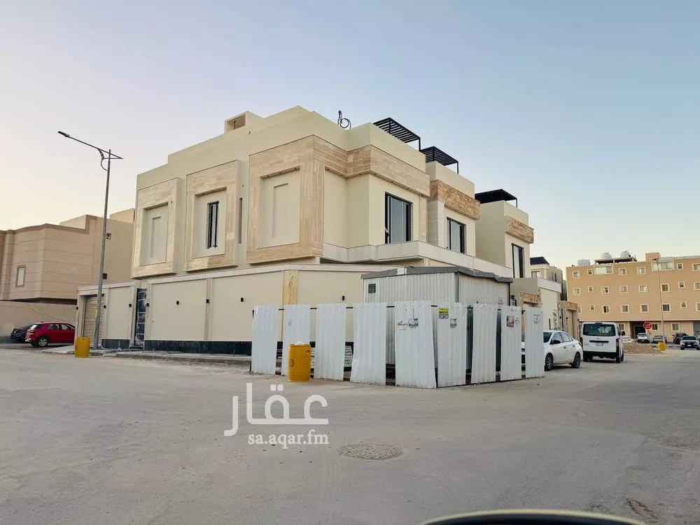 فيلا 4 غرف في العارض 1