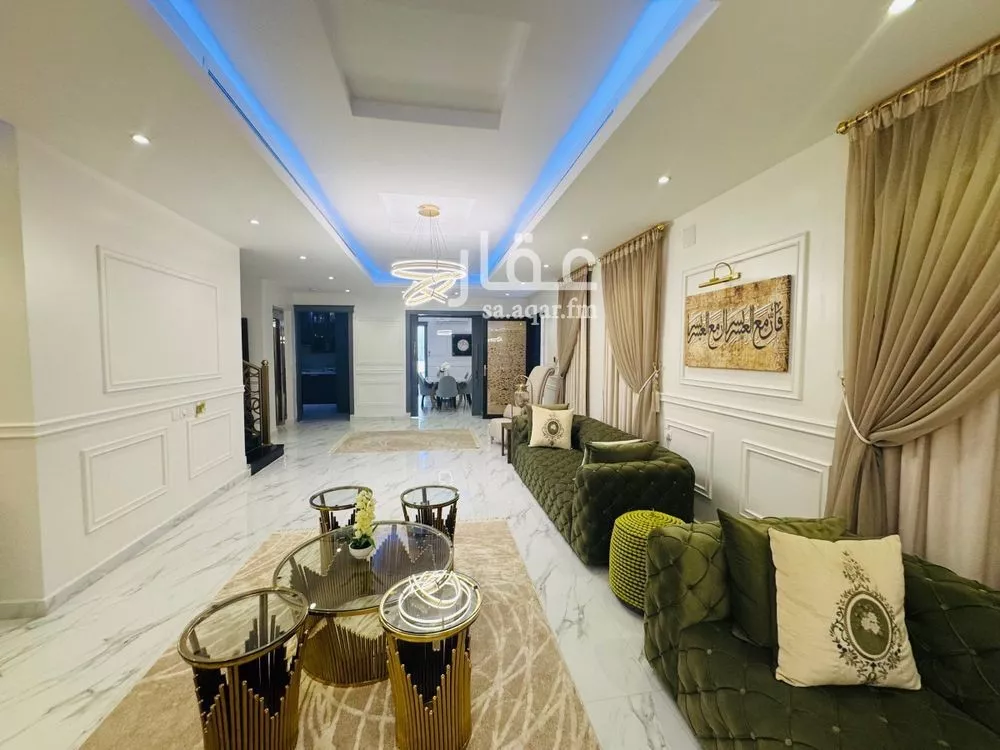 فيلا 8 غرف في العارض 5