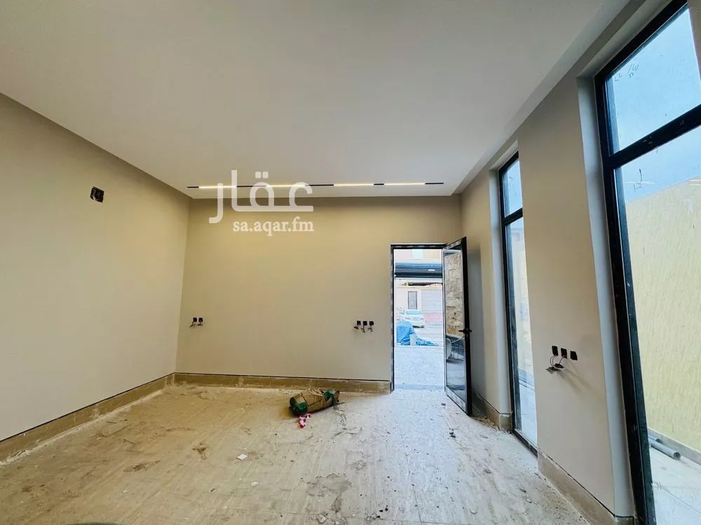 3 bedroom villa in Al Aridh, Riyadh 5