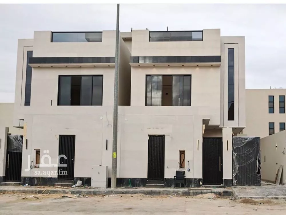 فيلا 4 غرف في العارض 3