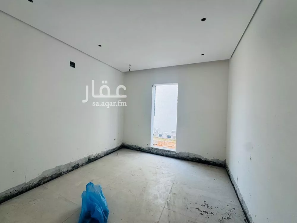 4 bedroom duplex in Al Aridh 4