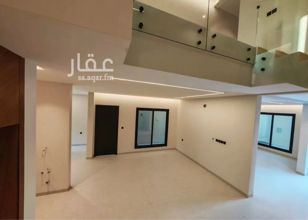 4 bedroom villa in Al Aridh, Riyadh 9