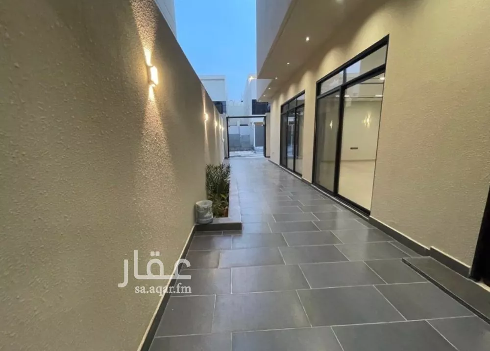 فيلا 4 غرف في النرجس 4