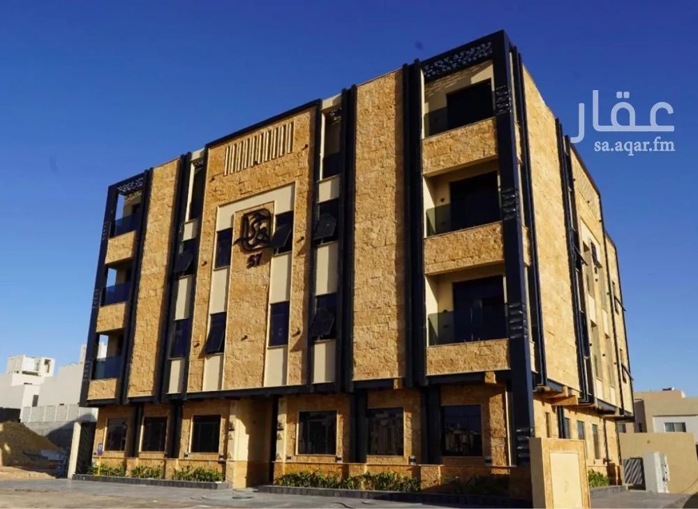 عمارة 1100 م² في العارض