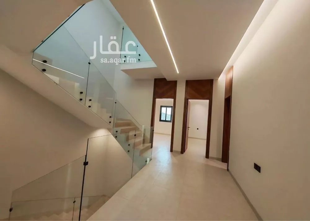 4 bedroom villa in Al Aridh, Riyadh 15
