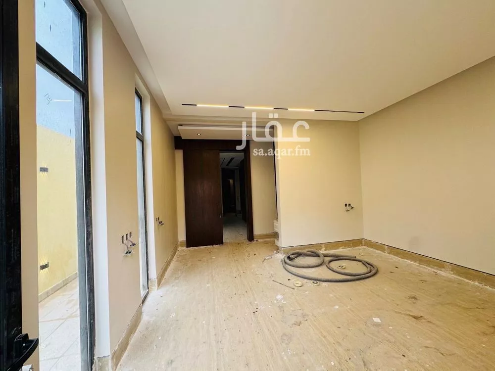 3 bedroom villa in Al Aridh, Riyadh 22