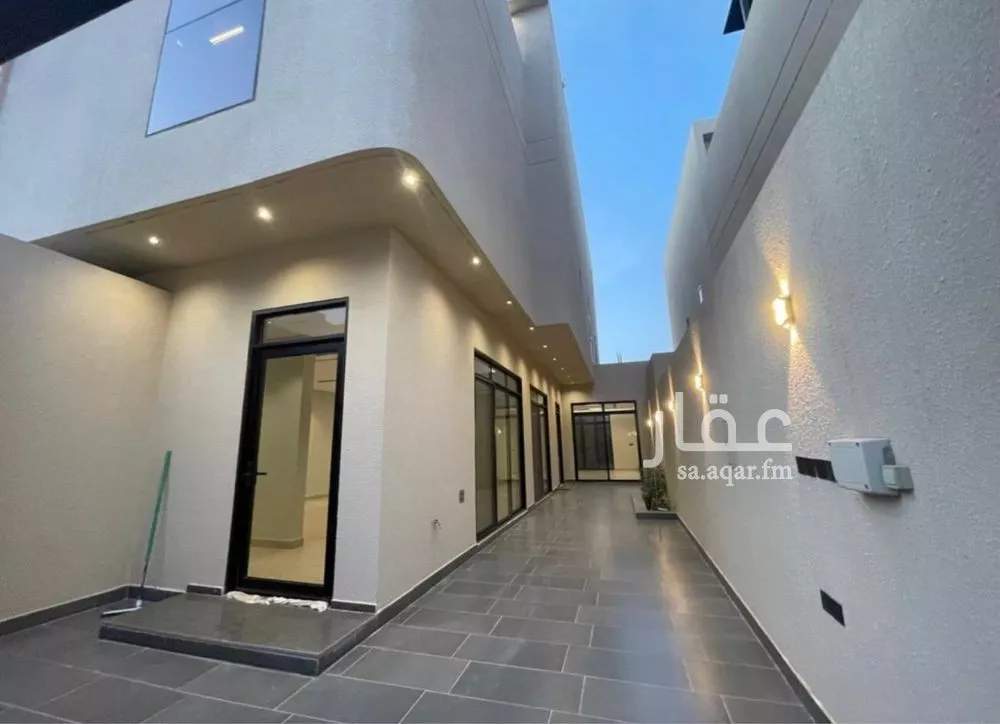 فيلا 4 غرف في النرجس 1