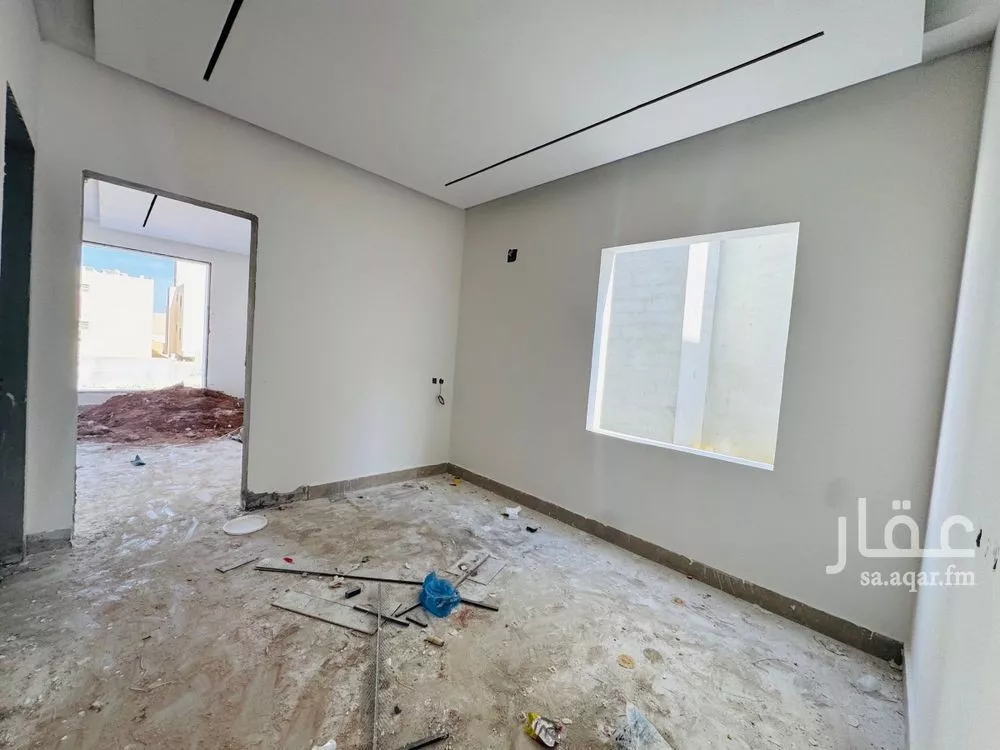 فيلا 4 غرف في العارض 2