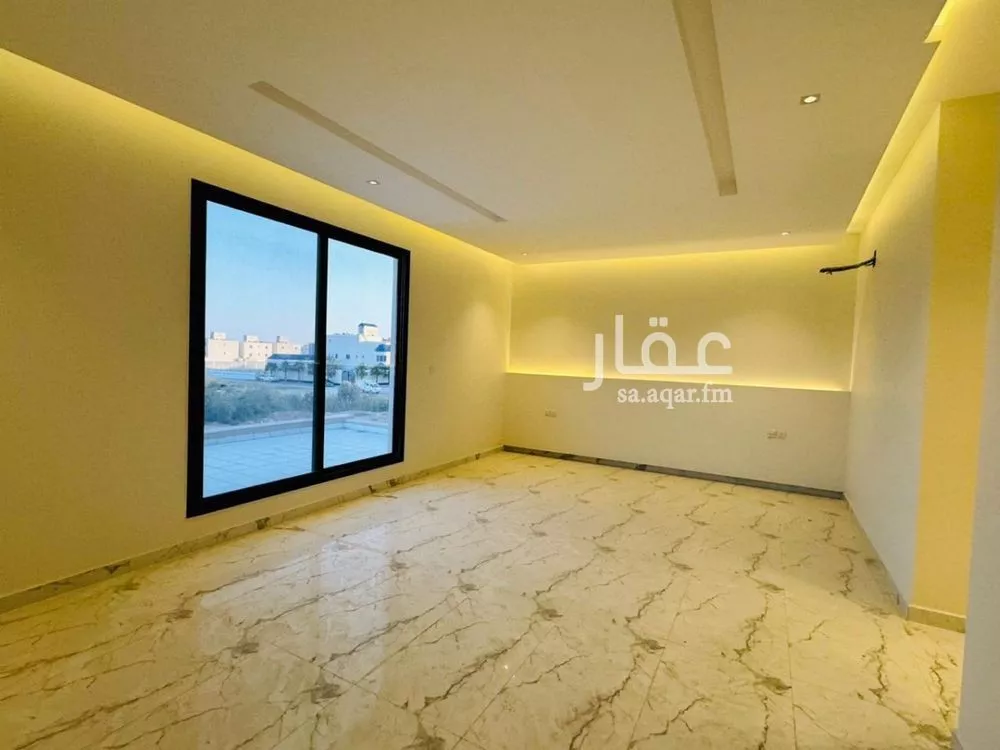 فيلا 4 غرف في العارض 4