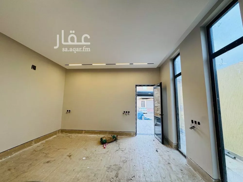 3 bedroom villa in Al Aridh, Riyadh 13