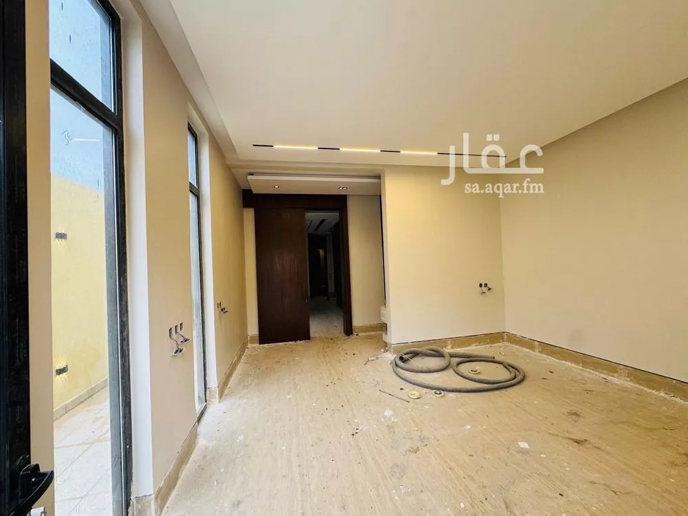 3 bedroom villa in Al Aridh, Riyadh 14