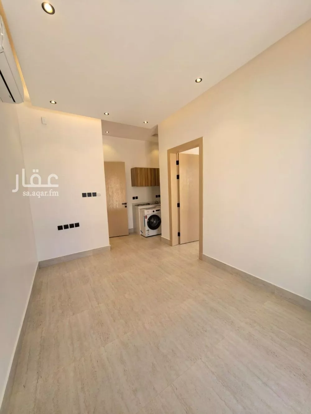 10 bedroom building in Umm Al Hamam Al Sharqi, Riyadh 18