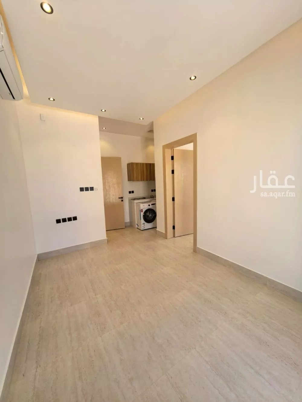 150 sqm building in Umm Al Hamam Al Sharqi 4