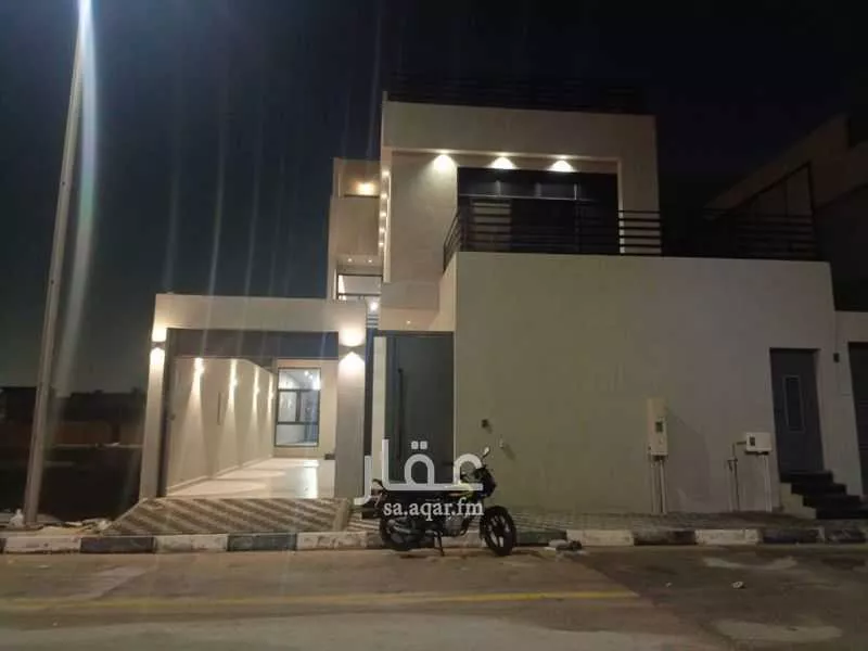 فيلا 6 غرف في السيف 2