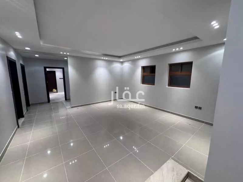 فيلا 5 غرف في الملقا 1