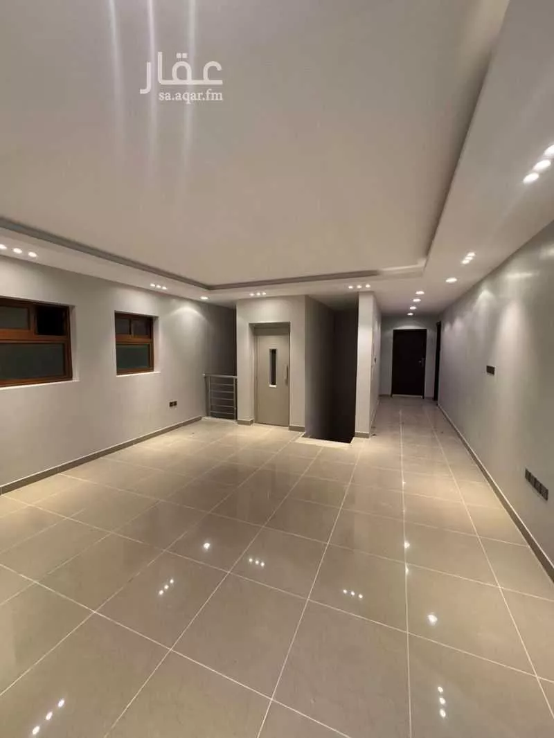 فيلا 5 غرف في الملقا 2