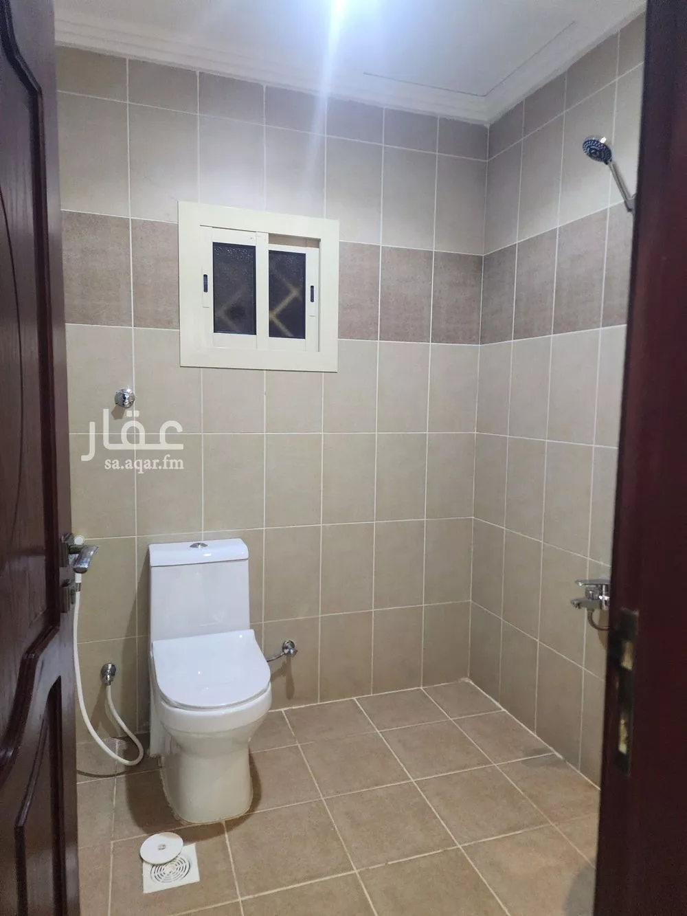 شقة 4 غرف في اللؤلؤ 2