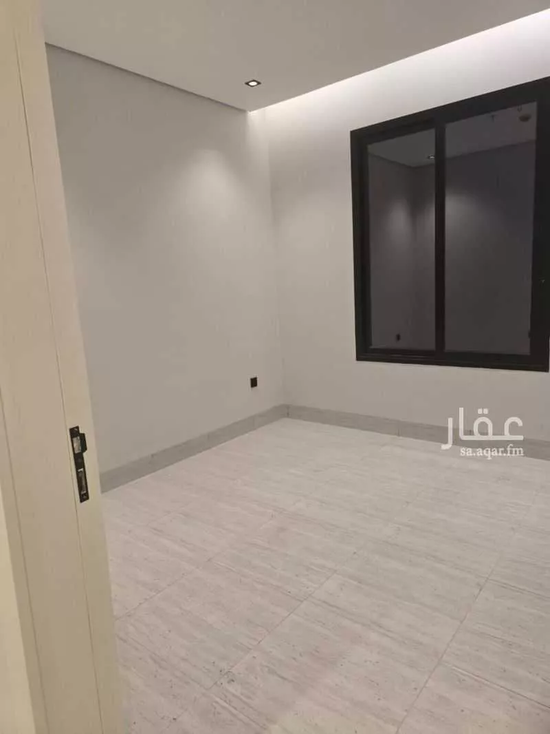 شقة 6 غرف في البحر 3