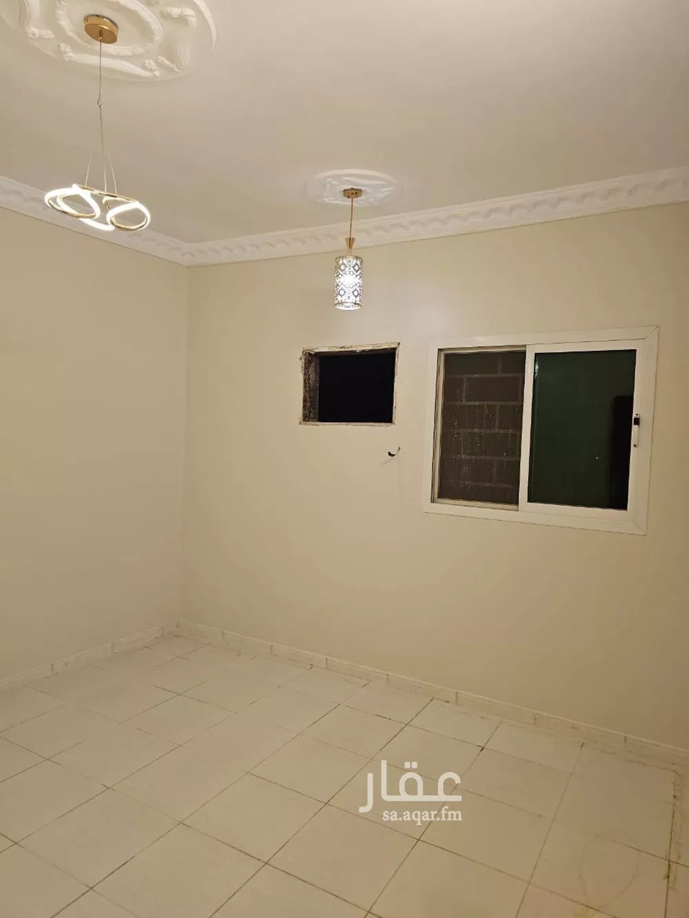 شقة 4 غرف في الرمال 5