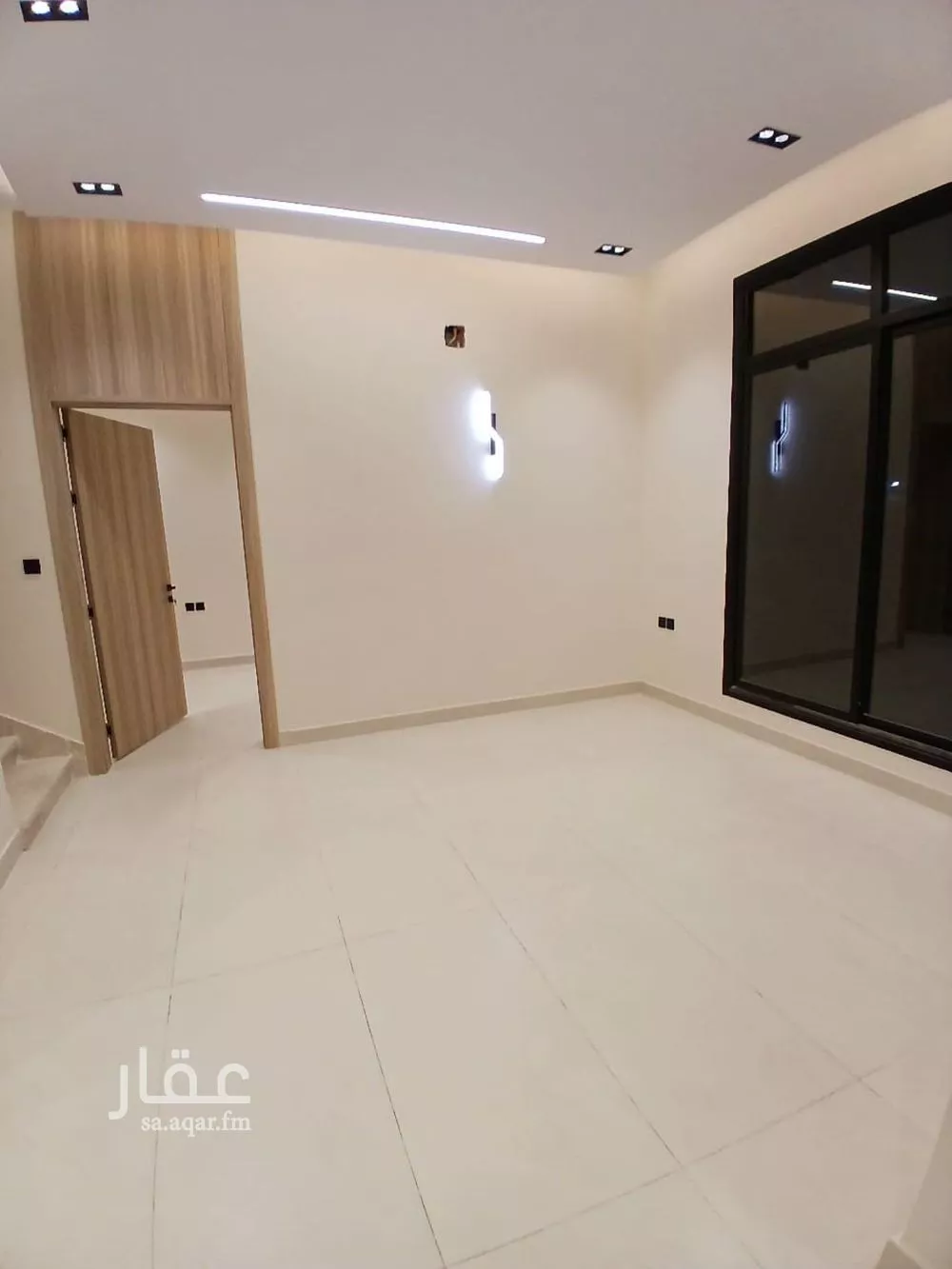 فيلا 7 غرف في الشرق 1