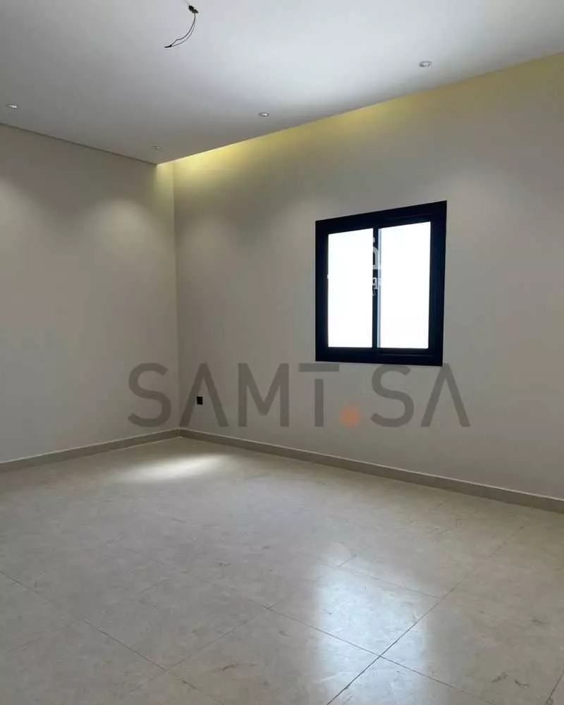 شقة 5 غرف في الريان 3