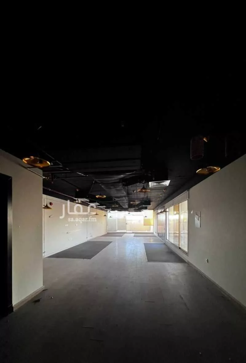 مكتب 3850 م² في الياسمين 2