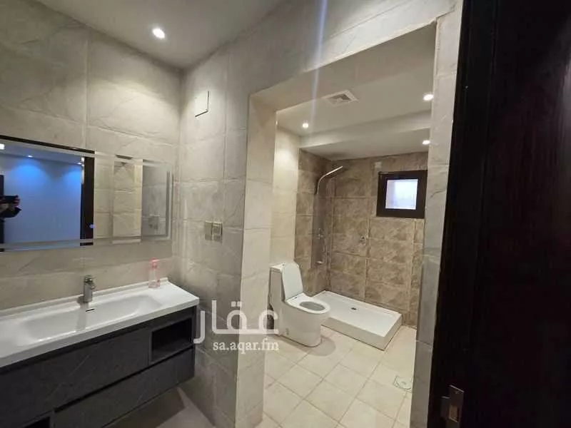4 bedroom apartment in Al Rawabi, Madinah 4