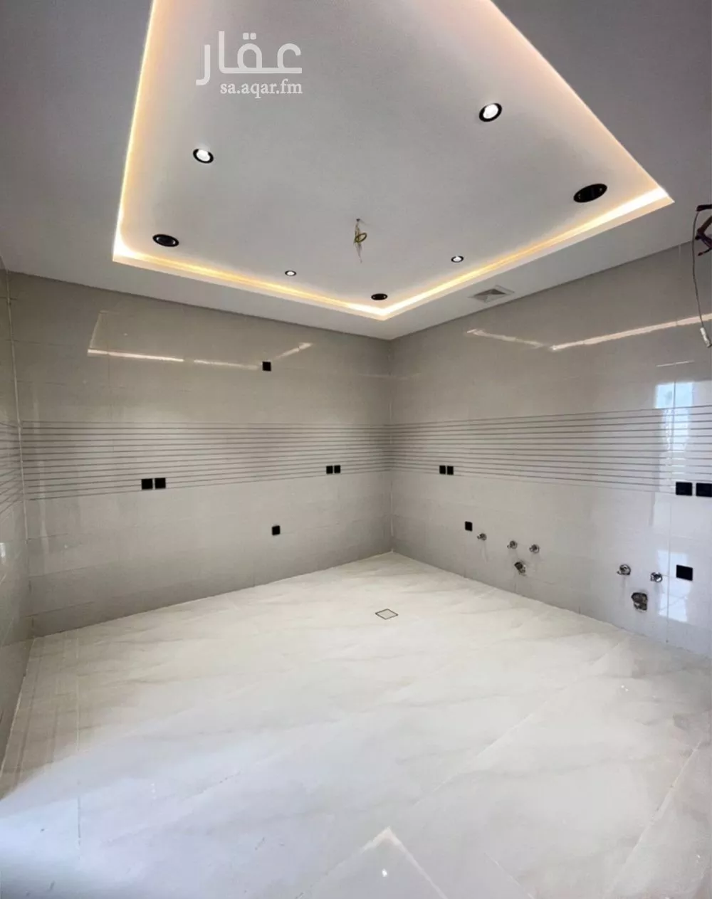 شقة 5 غرف في الملك فهد 4