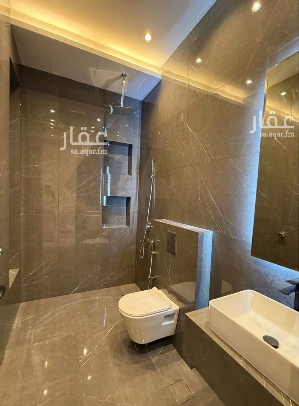 5 bedroom villa in Al Hamra wa Umm Al Joud, Makkah 6