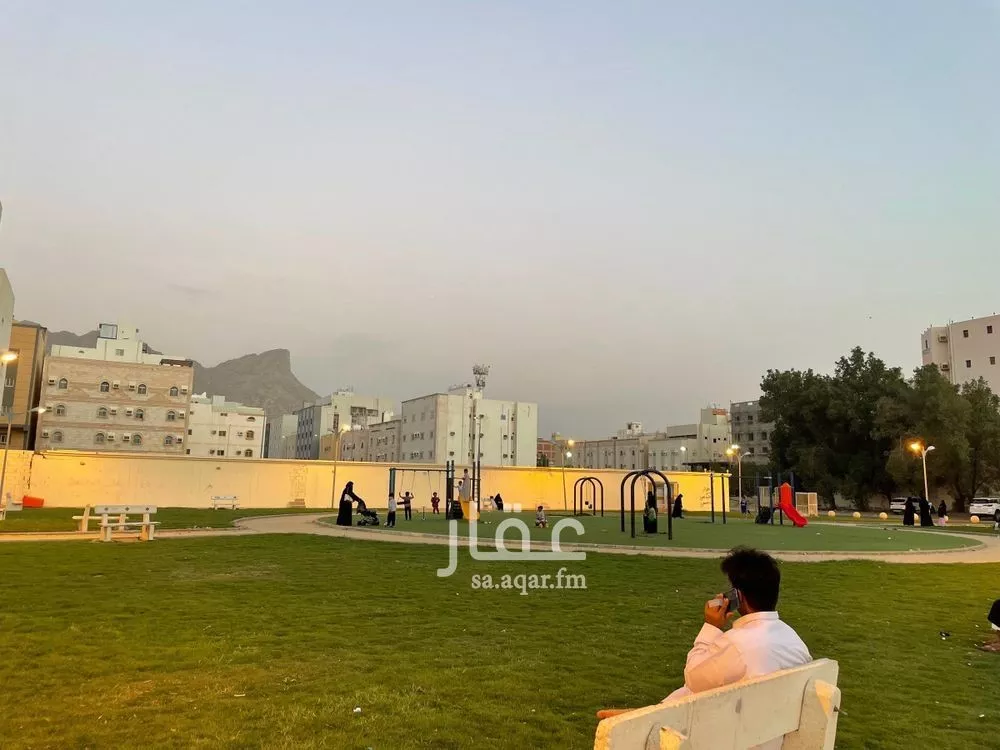 أرض 2317 م² في بطحاء قريش 3