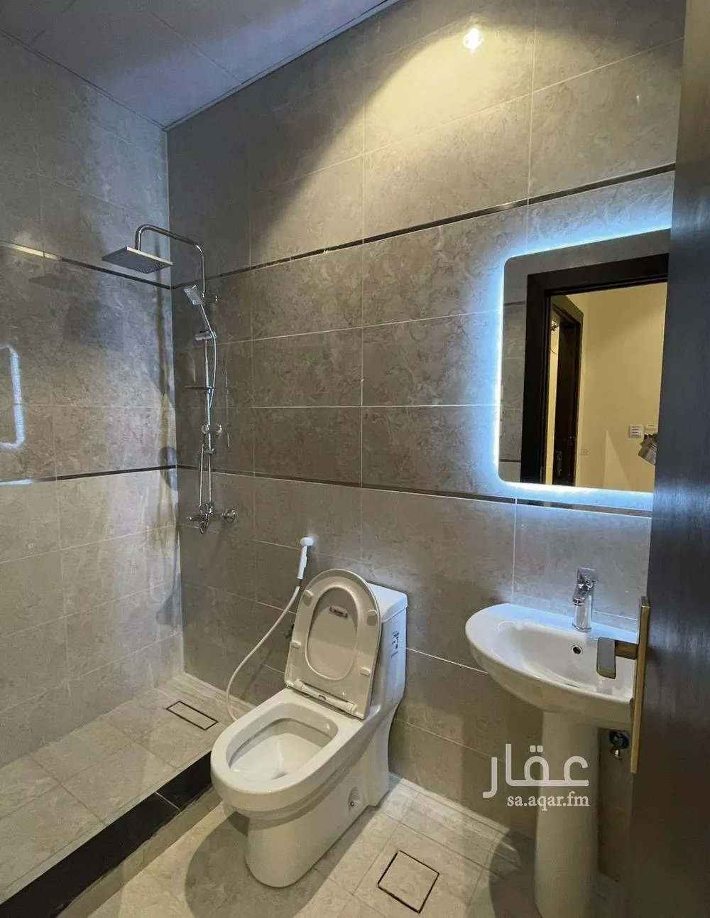 5 bedroom apartment in Al Muhammadiyah, Makkah 4