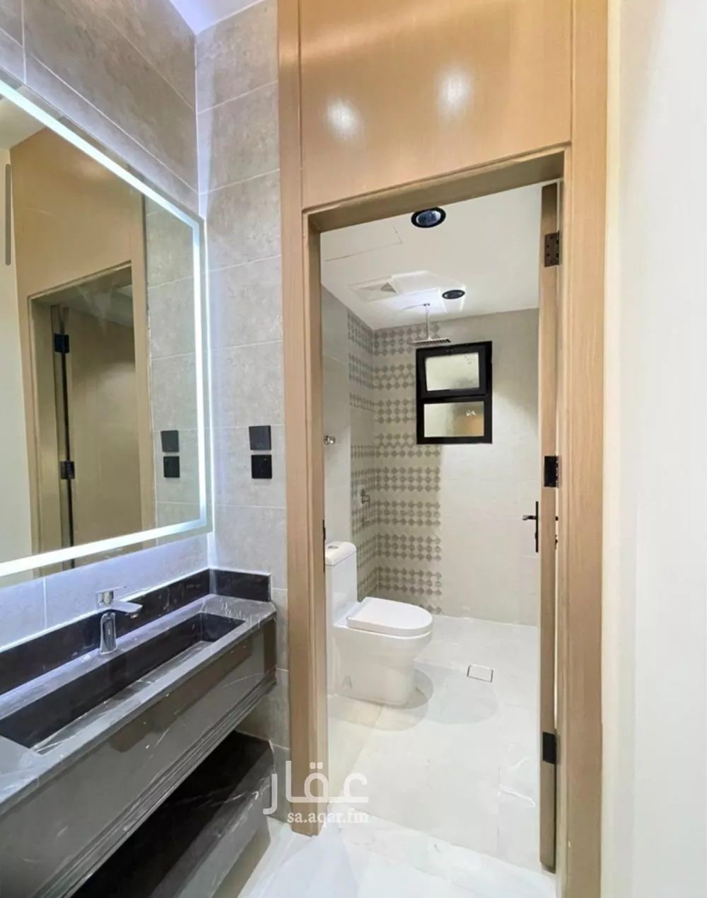 شقة 5 غرف في الملك فهد 2