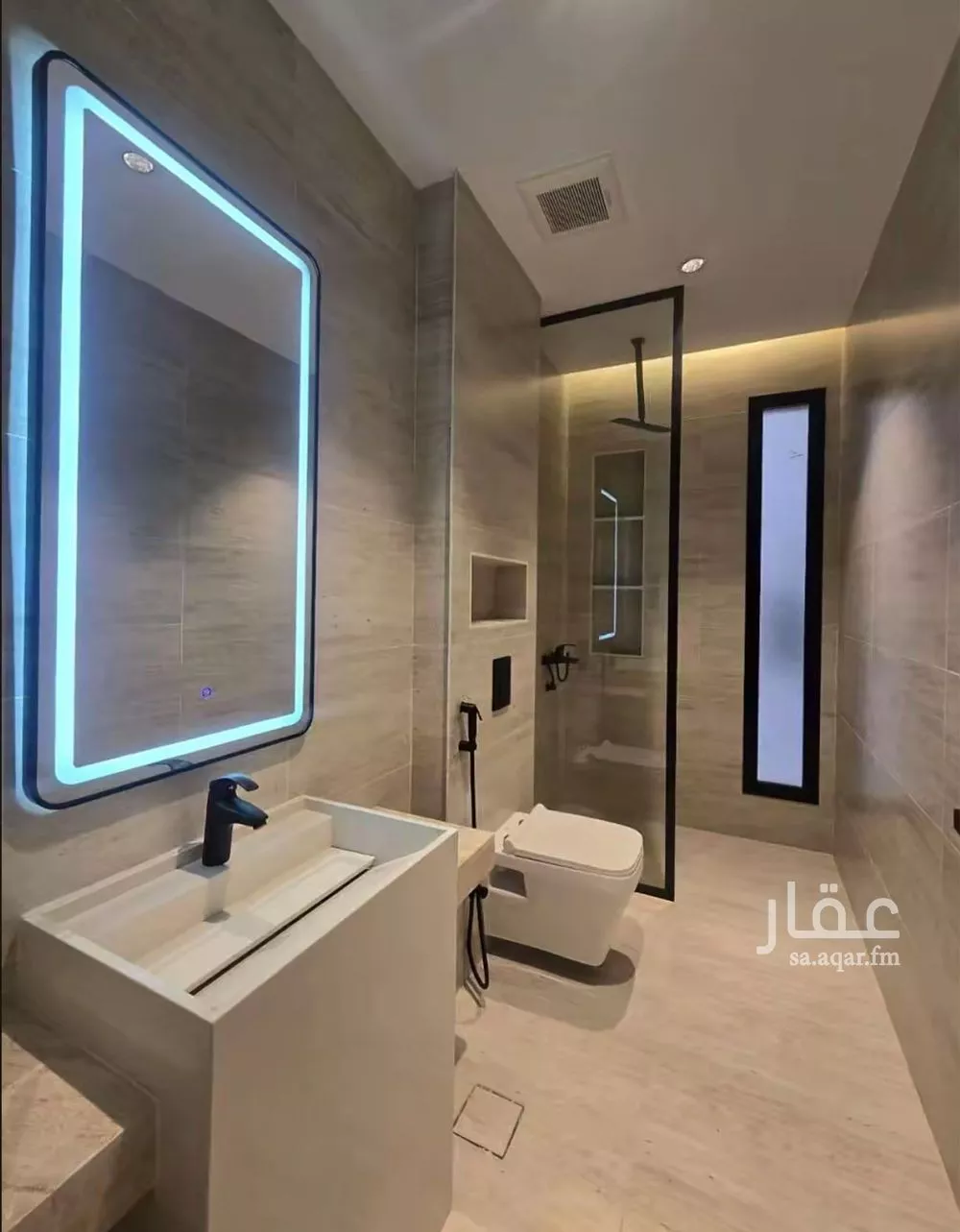 شقة 5 غرف في بطحاء قريش 5