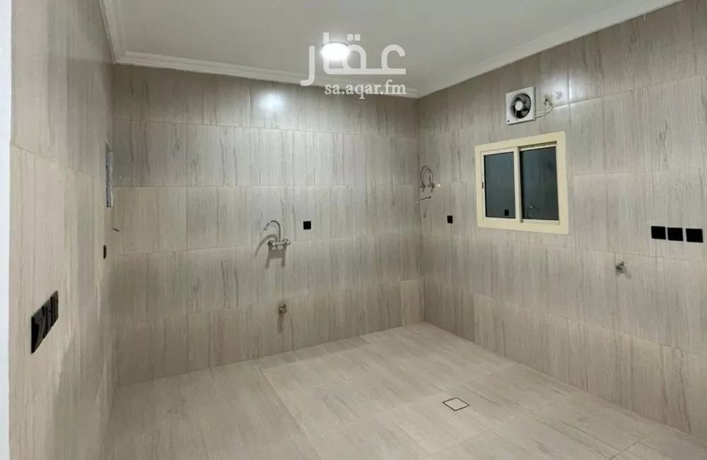 شقة 4 غرف في بطحاء قريش 4