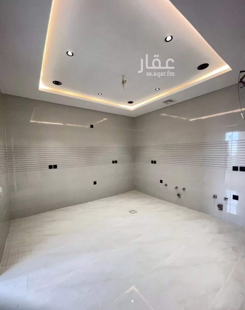 شقة 5 غرف في الحمراء و ام الجود 4