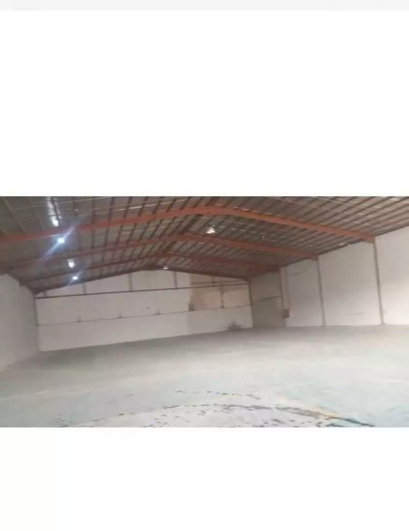 مستودع 23801 م² في المشاعل 3